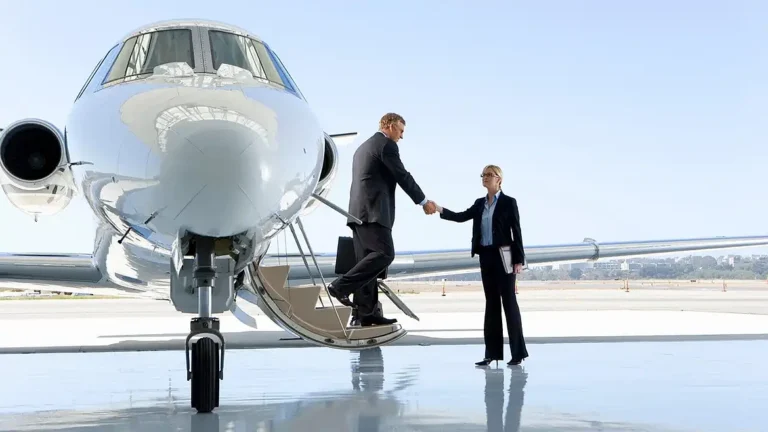 Compare Private Jet Services: The Definitive Editorial Evaluation